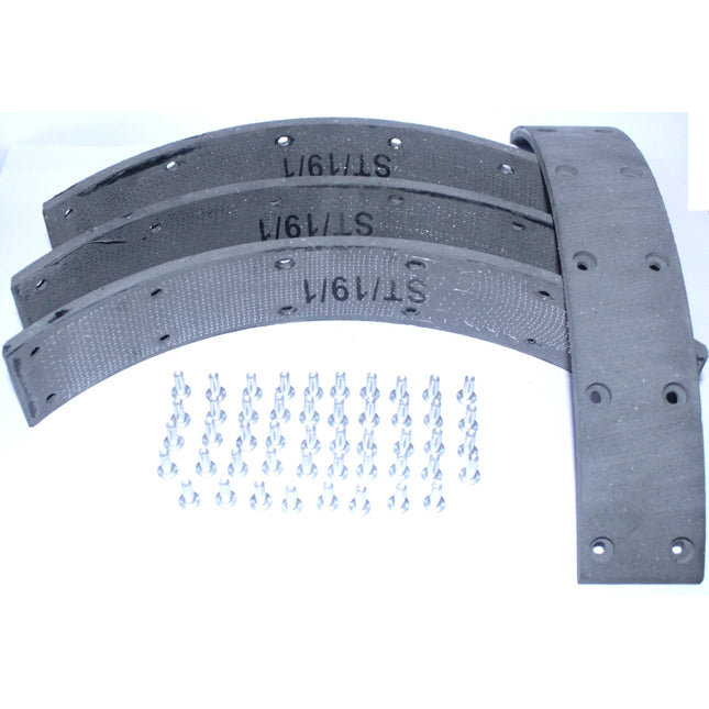 STY 1ST O/S RUBBERISED BRAKE LINING MF ST/19/1-1/32 WITH RIVITS STY 3327