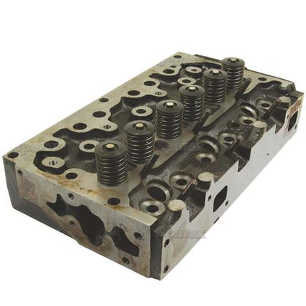 CYLINDER HEAD COMPLETE AD3.152, MF 135, 240