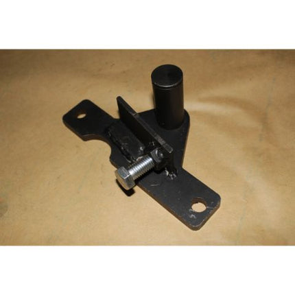 BRACKET FOR REAR CLUTCH PEDAL STY 3550