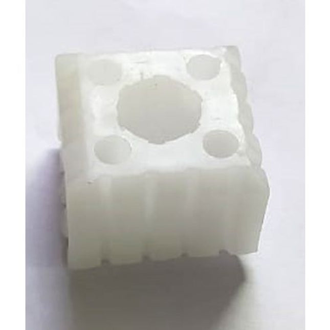 DELUXE SEAT BUSH SQUARE TYPE STY 4048