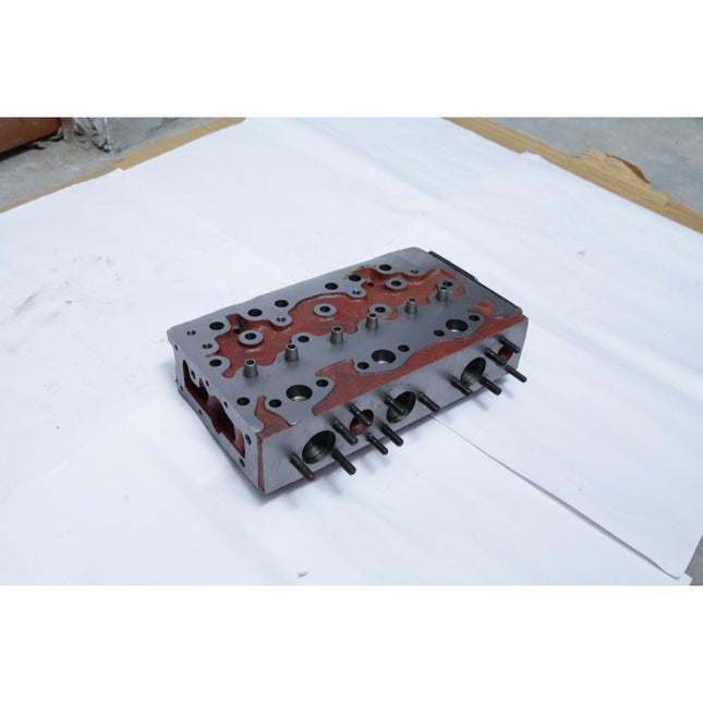 CYLINDER HEAD P-3 N/M (MF 1035) STY 5751