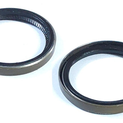 MAIN DRIVE OIL SEAL MF 245 BIG WITH DOUBLE SPRING STY 2522